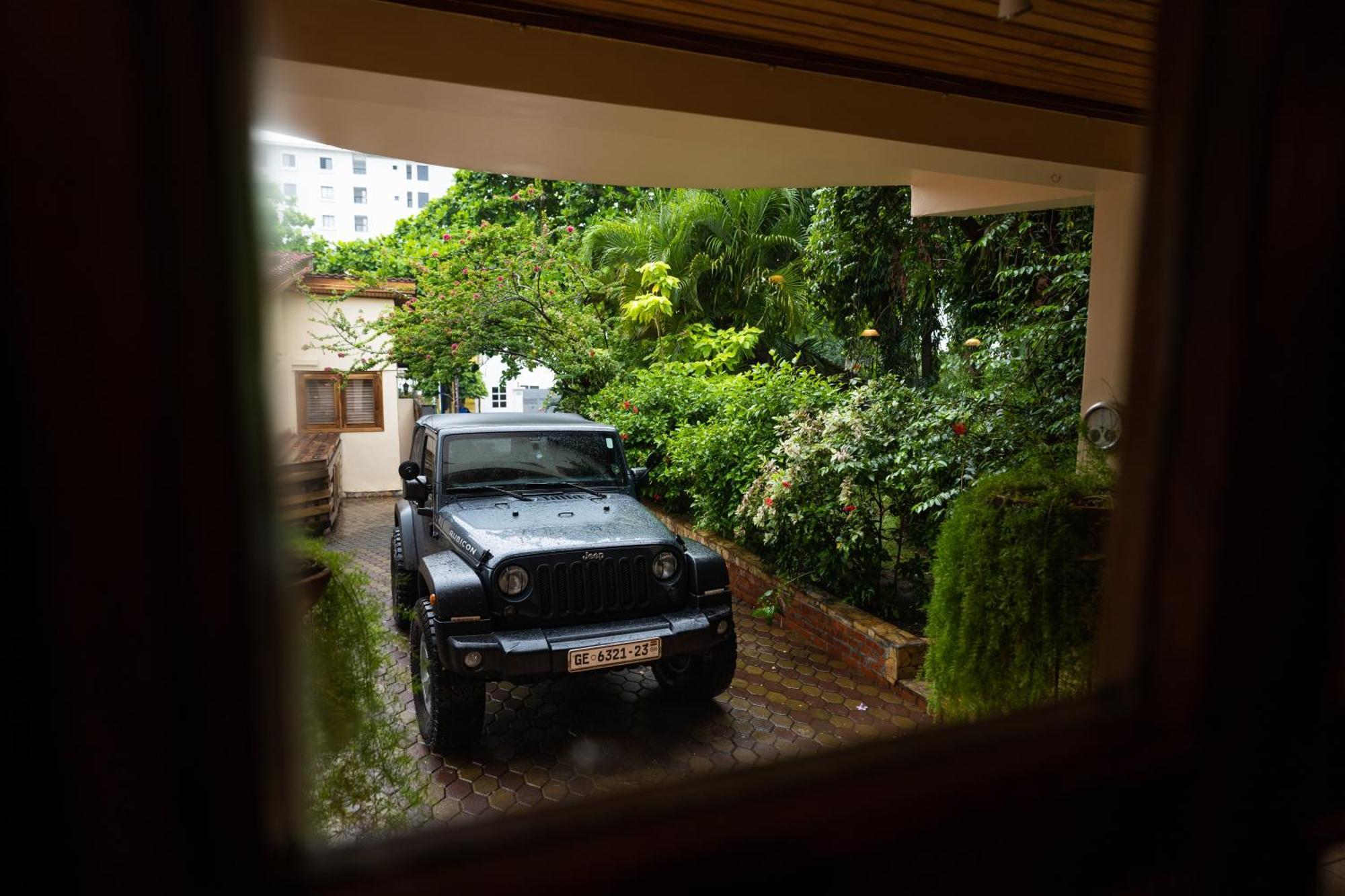 Esther'S Hotel อักกรา ภายนอก รูปภาพ